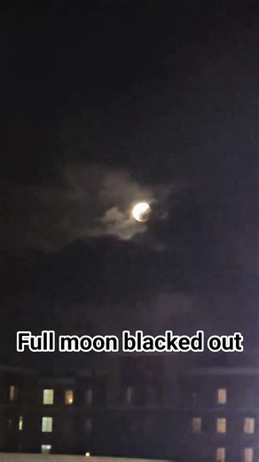 Full moon blacked out Music: Chasing LoveMusician: jiglr