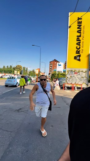 778K views · 14K reactions | 50€ERO SONO TUOI?奈 #viral #viralvideos #instagram #capcut #ironia #2025 #tiktok #ridere #video #prank #video #italy | Yosef Yosef | Facebook