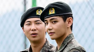 12 ans de carrière et leur service militaire accompli, que va-t-il advenir du géant de la K-Pop BTS ? - RTBF Actus
