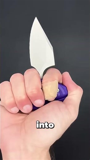 A Knife You Don’t Swing, You Punch!