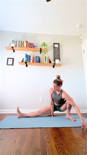 Side Lunge (Skandasana) Alternative for Bad Knees