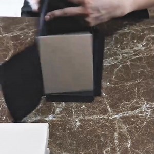 🎨 ¿Sueñas con emprender creando detalles únicos o personalizar tus regalos sin gastar tanto? 🚀 Este es tu momento. Con nuestro pack de 135 plantillas puedes comenzar HOY MISMO a crear cajas de regalo hermosas sin depender de nadie. 📄 Imprime desde casa, arma en minutos y ¡sorprende! 💖 Haz que cada regalo se sienta especial. ✨ Descubre el pack completo aquí: 🔗 Visita nuestra web y llévate el tuyo https://creat-iva.systeme.io/cajasderegalo | Cajas Creativas para Imprimir