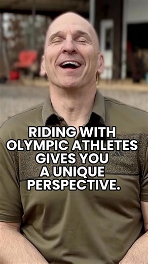 Pushing a chair or grinding out miles on the handcycle requires steady fuel. If you are starting your day with sugary cereal or toast, you are setting yourself up for a crash. That mid-morning slump hits hard. When your glucose spikes and drops, your energy vanishes. This is even harder on your body when navigating hormonal changes or menopause. Switch it up. Grab protein and healthy fats instead. Eggs and avocado are simple staples that keep your blood sugar stable. You get sustained energy to 