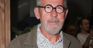 Diaporama : Pourquoi se met-on sur son 31 ? Jamy Gourmaud explique l'expression si utilisée : "Le soir du réveillon, il est d'usage de..." :