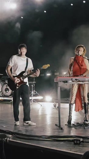 Fall in Need Throwback to ACL because that was rad | Phantogram