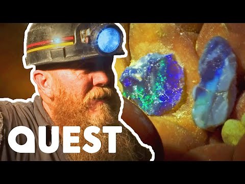 The Bushmen Use Explosives To Reach Some Much-Needed Opal! | Outback Opal Hunters