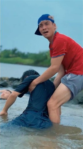 Dứa nhân văn số 34 : Qủy dẫn đường #shorts #duoinuoc #phimma #kinhdi