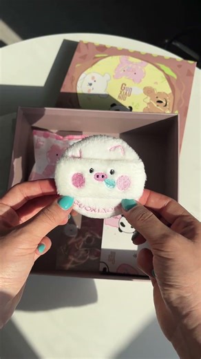 Today’s Unboxing 🐷 Piggy Bubble Gift Box 🫧 | Cute Makeup Puffs & Stress-Relief Squishy