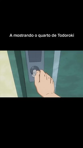 Explore o quarto de Todoroki em Boku no Hero Academia