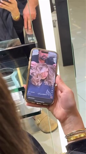 Mounir Baghdad on Instagram: "Hair transformation by @mounir #MOUNIR #RISINGMOUNIR #MOUNIRPROFESSIONALS #MOUNIRARMY #MOUNIRPRODUCT #MOUNIR.COM #REVOLUTIONDECOULEUR #TRANSFORMATIONBYMOUNIR #MOUNIRTHEREVOLUTION #MOUNIRINTERNATIONAL #REVOLUTIONBYMOUNIR #MOUNIRTRANSFORMERS #WORLDISFORHAIRDRESSERS #ITRANSFORM2021 #THESCHOOLMASTERCLASS #WATCHMEWITHMOUNIR #MOUNIRACADEMY"