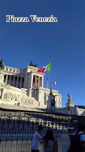 piazza Venezia eve..... #italy #europe #travel #historia #fantasy #universe