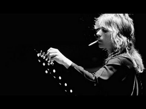 Top 10 Band Guitarists