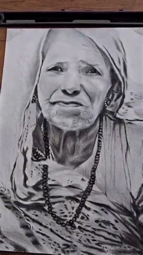 new old female portrait#pencil drawing#shorts#art #artist #video