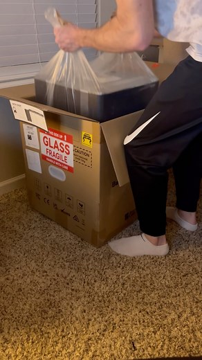 Nick Sharpes on Instagram: "Unbox my new P1S 3D printer with me! Note to self: Benchy does not float. #3dprinting #unboxing #firstprint #3dmodeling #benchy"