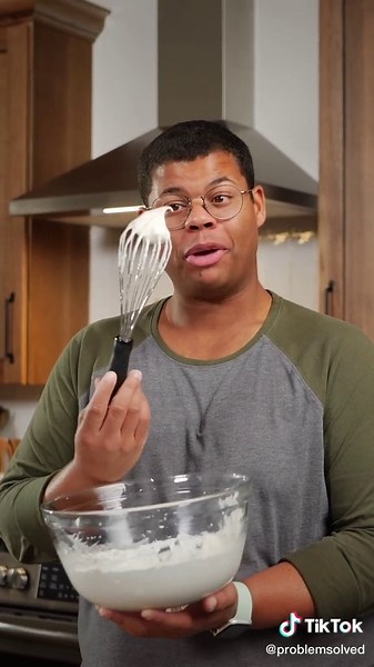 Tips on Whisking Egg White by Hand | Whisking Hacks