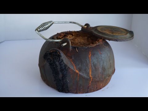Cast Iron Kettle Teapot - Restoration and Seasoning