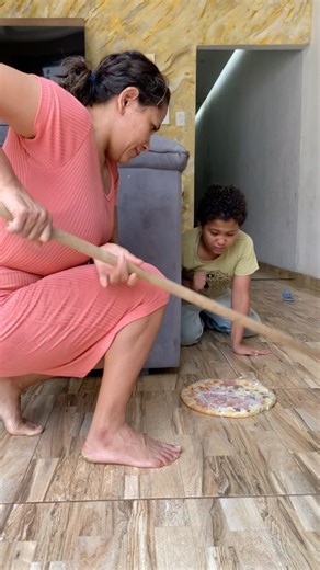 Dedé pegar a pizza #viral #funny #pimentao #comedia #comidafacil #comédia #humor #paiefilho #comedy