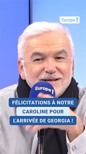 👶✨ Pascal Praud félicite notre Caroline Ithurbide pour la naissance de la petite Georgia 🫶 « Je suis en larmes » — elle nous raconte avec émotion ce moment magique dans #PascalPraudEtVous sur #Europe1 | Europe 1