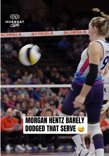 Morgan Hentz doing her best matrix impression 😳 #omahasupernovas #supernovas #volleyball #omaha #nebraska