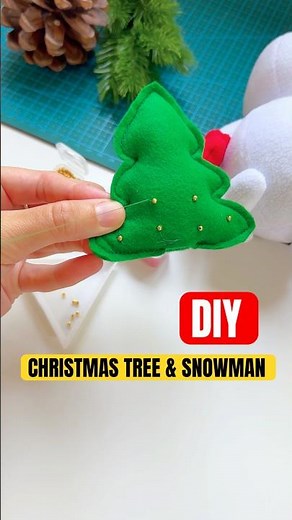 DIY Mini Christmas Tree 🎄 | Accessory for My Snowman