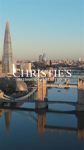 𝗖𝗵𝗿𝗶𝘀𝘁𝗶𝗲’𝘀 𝗪𝗶𝗻𝘁𝗲𝗿 𝗡𝗲𝘁𝘄𝗼𝗿𝗸𝗶𝗻𝗴 𝗶𝗻 𝗟𝗼𝗻𝗱𝗼𝗻 - 𝗔 𝗚𝗹𝗼𝗯𝗮𝗹 𝗚𝗮𝘁𝗵𝗲𝗿𝗶𝗻𝗴 𝗼𝗳 𝗘𝘅𝗰𝗲𝗹𝗹𝗲𝗻𝗰𝗲 ✨ 𝗟𝗨𝗫𝗜𝗠𝗢𝗦 𝗜𝗻𝘁𝗲𝗿𝗻𝗮𝘁𝗶𝗼𝗻𝗮𝗹 𝗥𝗲𝗮𝗹 𝗘𝘀𝘁𝗮𝘁𝗲 was honoured to take part in this distinguished event at the prestigious 𝗖𝗵𝗿𝗶𝘀𝘁𝗶𝗲’𝘀 𝗔𝘂𝗰𝘁𝗶𝗼𝗻 𝗛𝗼𝘂𝘀𝗲, alongside Christie’s owners from across the globe. A moment defined by strategic dialogue, global connections and shared excellence. #ChristiesInternationalRealEstate #GlobalNetwo