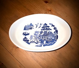 Johnson Bros Blue Willow Oval Baking Dish | Blue & White Transferware Casserole | English Ironstone Bakeware | Willow Pattern Serving Dish - Etsy
