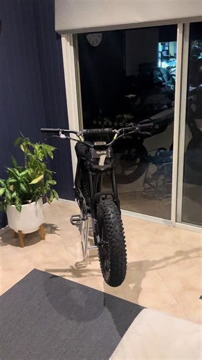 Use code VMX15 on your next purchase 🫣 #super73 #clean #throttle #fyp #1 @Ben.vm @x3.seb @Tommas09 @marcus®