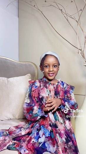 Today it’s all about light 💡#kidsoftiktok #kidstiktok #rahmaindimi #aylaindimi #trendingvideo #publicspeaking #givememymoney #givenemymoneychallange