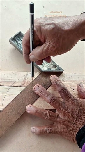 make a 90 degree angle using the thread method as a measuring tool