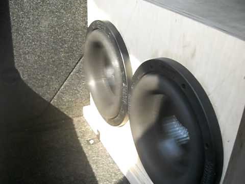 Sundown SD-2 8s Sealed Box Demo