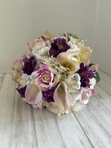 Bridesmaid Bouquet in Lilac and Plum - Etsy