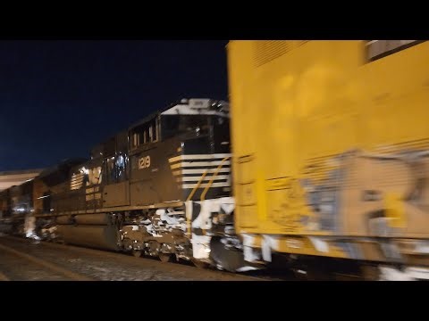 SD75I & NS ACe Combo! CN E271 - 5777W at Halwest - January 23, 2025