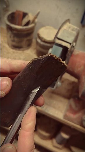 Affûtage de la gouge à profiler. #tournagebois #woodworking #affutage #outil
