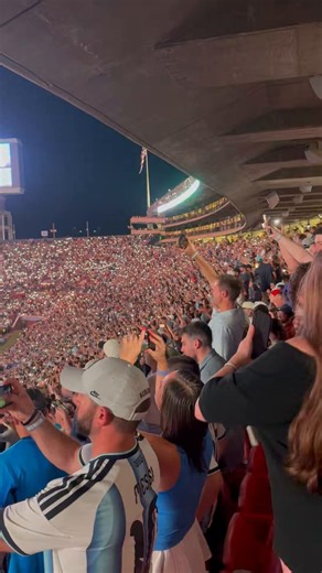 Yanks will say “Atmosphere 🔥” and it’s just the worst music you’ve ever heard very loud on a PA system and a bunch of people quietly filming on their phones.