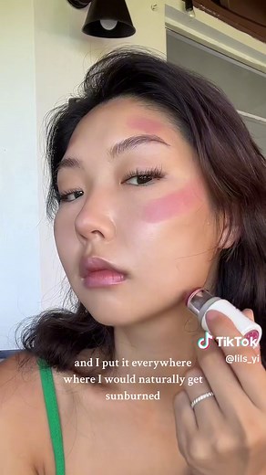 Summer Beach Makeup Look: How to Achieve the Perfect Vacation Glow