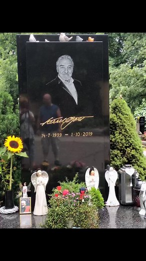 Eine Legende Karel Gott #prag #karelgott #bienemaja #fangdaslicht