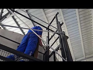 Αναδιπλούμενη ηλεκτρική πλατφόρμα ανύψωσης σκαλωσιάς με τηλεχειρισμό για εύκολη εργασία 231 2134303