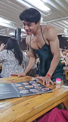 Dance is an art, Paint your dream and follow it... "ติดตาม" สำหรับการอัปเดตวิดีโอเพิ่มเติม #Staneemeehoi #FacebookReels #BangkokThailand | Jig TV