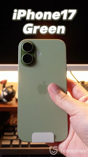 iPhone 17 Sage 🍏 New Color Unboxing!! #shorts