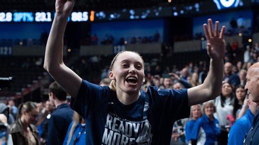 Paige Bueckers wins 2025 Wade Trophy as NCAA Player of the Year