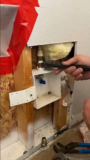 Ice maker valve replacement 🛠️