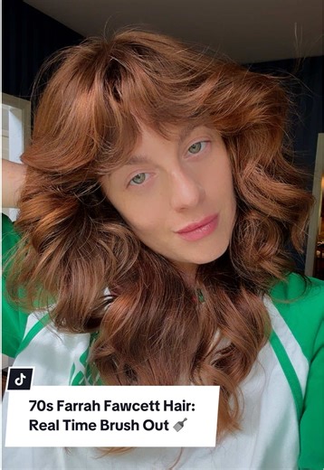 70s Farrah Fawcett Hair: Real Time Brush Out