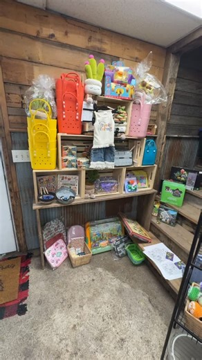 16 reactions |  Inside Aunt Annie’s Flower Farm & Mercantile  Step...