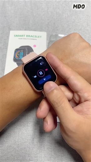 Smartwatch relógio inteligente, d20 pro y68 com marcação de batimentos cardíacos. 🤩 (Link na bio.) 📦