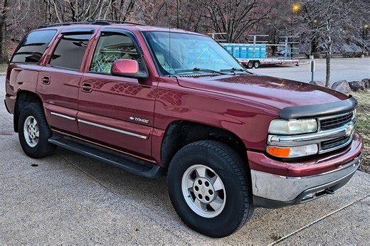 2002 Chevrolet Tahoe LT 4x4 - 2 Owners, 5.3-Liter Vortec V8, Locking Rear Differential, Redfire Metallic