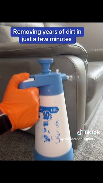 Expert Couch Cleaning Services in Kent