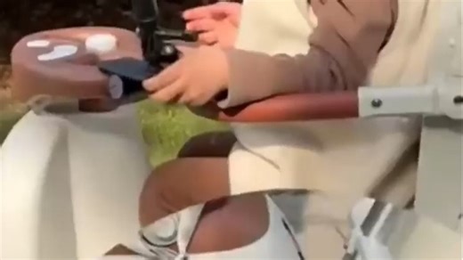 bebehaha 摇摇乐婴儿推车