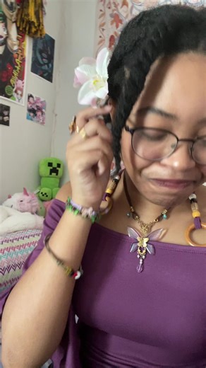 sapph 🐞 (@sapphilyy)’s videos with original sound - twitchitskloa