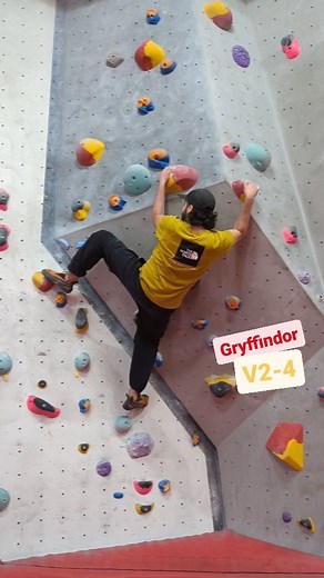 1.9K views |  New Gryffindor's V2-4  First room is finished! The main room will be reset tomorrow. | alien rock | Facebook