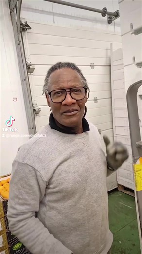 Vidéos de @rungis.comedie.club2 (@rungis.comedie.club.2) avec son original - @rungis.comedie.club2